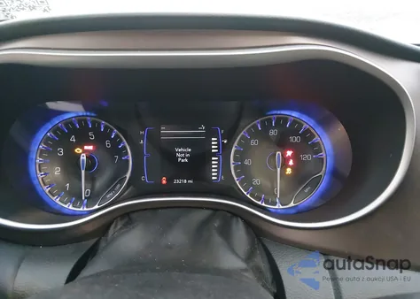 2020 Chrysler Voyager Lx из США, поврежденный, VIN 2C4RC1CG5LR249062